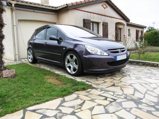 Peugeot 307 - Mody Na Wiosnę!!! • Blog Auta • Autowcentrum.pl