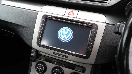 Volkswagen Passat Pierwsze zmiany, nowe radio z